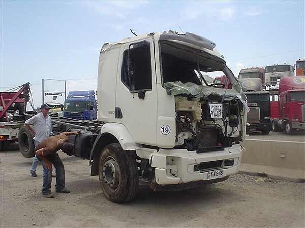 Pick Up Volvo MV  USADO