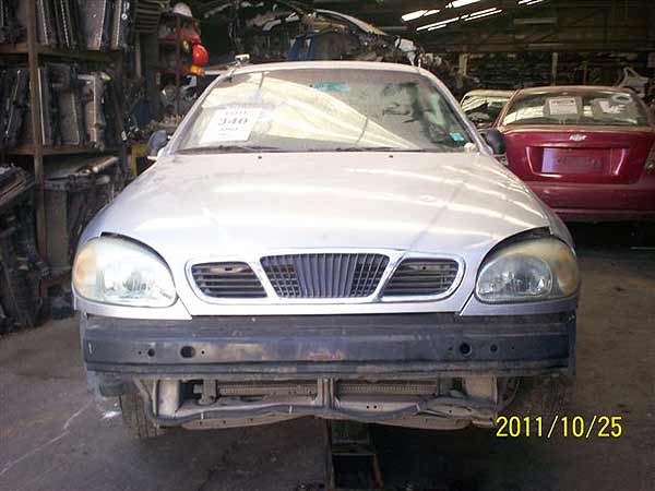 TAPABARRO Daewoo LANOS 1998  USADO EN DESARME