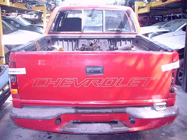  Chevrolet Apache 2005  USADO EN DESARME