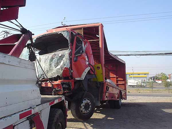 Chevrolet FVR 2011 - 1 REPUESTO USADO/USADA EN DESARME