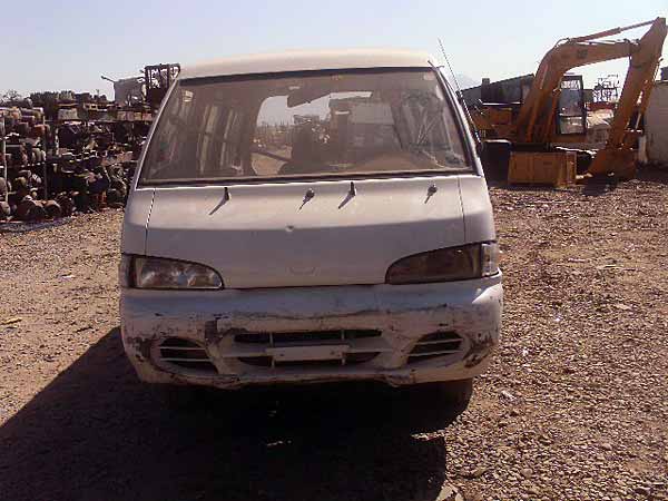 TAPA MALETA Hyundai H100 1998  USADO EN DESARME