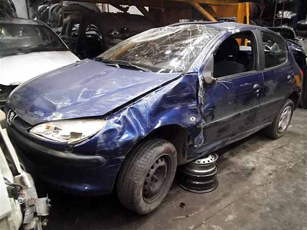 Vidrio Peugeot 206  USADO