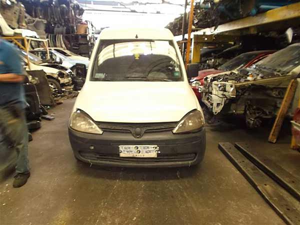  Chevrolet COMBO 2004   EN DESARME