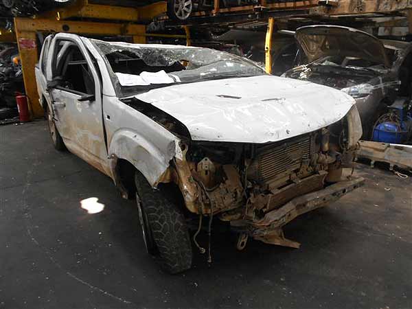 Nissan NAVARA 2010 - 1 REPUESTO USADO/USADA EN DESARME