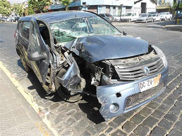 COMPUTADOR Renault SANDERO 2011  USADO EN DESARME