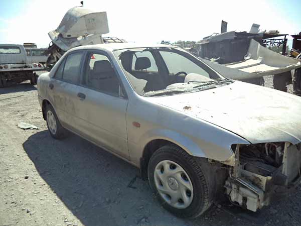 CAPOT Mazda 323 2002  USADO EN DESARME