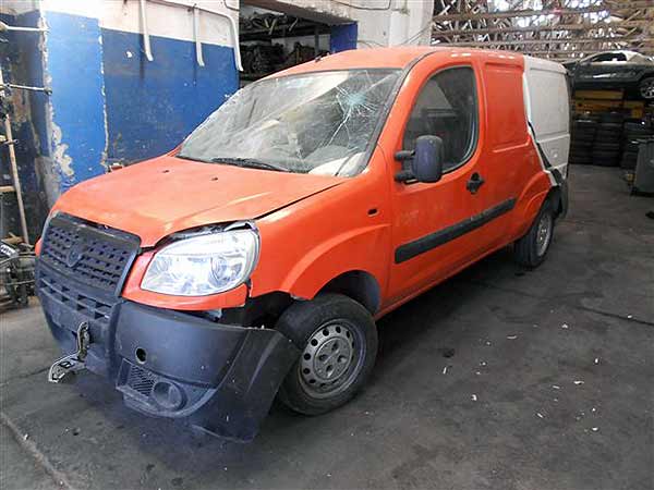 PICK UP Fiat DOBLO 2010  USADO EN DESARME