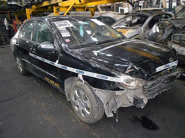 Electro Kia CERATO  USADO