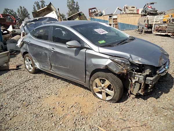 Caja de dirección Hyundai ELANTRA  USADO