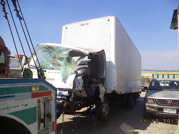 TAPA MALETA Chevrolet NQR 2013  USADO EN DESARME