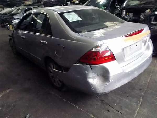 CAPOT Honda ACCORD 2006  USADO EN DESARME