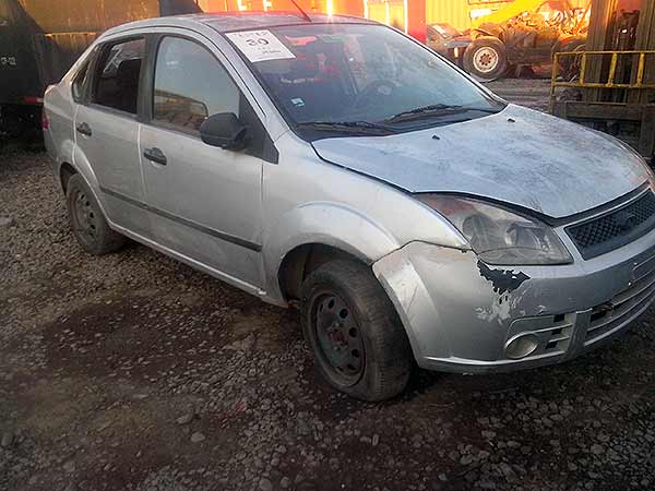 LLanta Ford FIESTA  USADO