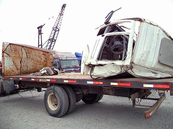 Radiador Ford CARGO  USADO