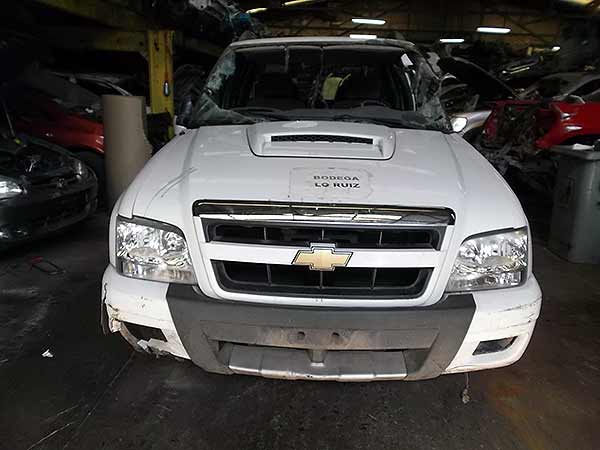  Chevrolet Apache 2010  USADO EN DESARME