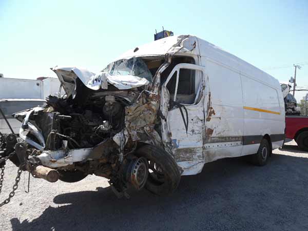 Cremallera de dirección Mercedes-Benz Sprinter  USADO