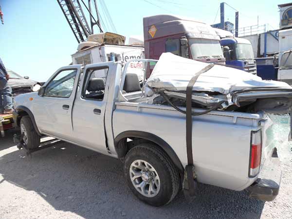 Tapa maleta Nissan TERRANO  USADO