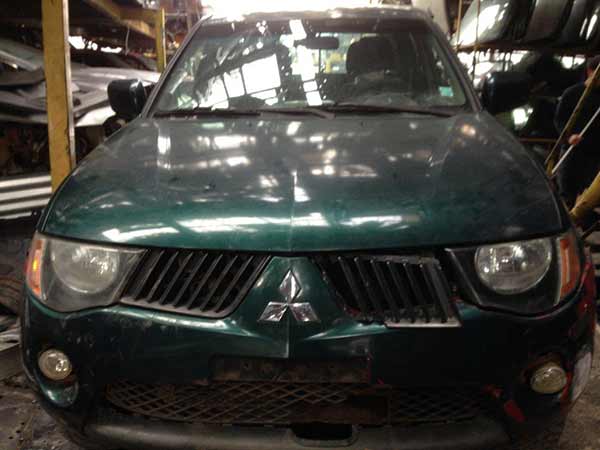 Mitsubishi L200 2008 - 1 REPUESTO USADO/USADA EN DESARME