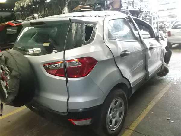 Tapa maleta Ford ECOSPORT  USADO