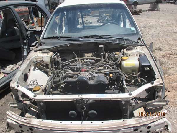 TAPA MALETA Subaru OUTBACK 2000  USADO EN DESARME