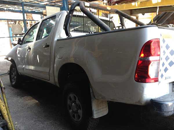 Vidrio Toyota HILUX  USADO