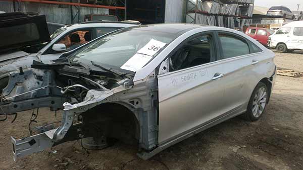  Hyundai SONATA 2011  USADO EN DESARME