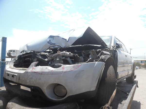 FOCO Subaru LEGACY 2005  USADO EN DESARME