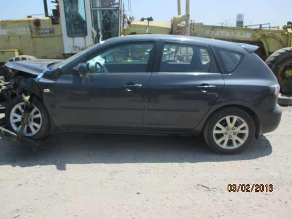 Vidrio Mazda 3  USADO