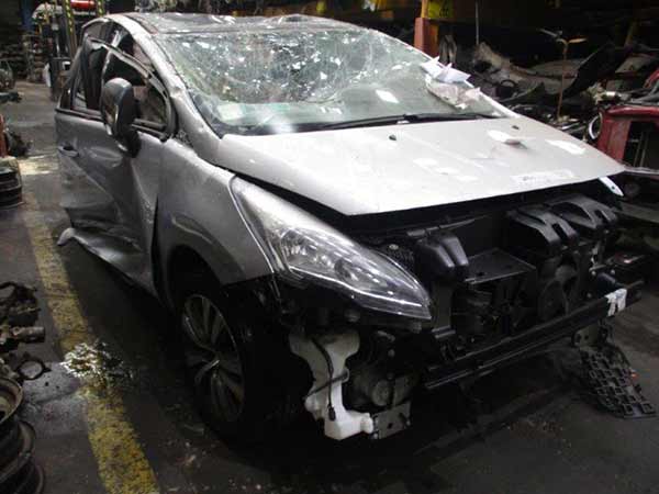 HOMOCINéTICA Peugeot 3008 2016  USADO EN DESARME