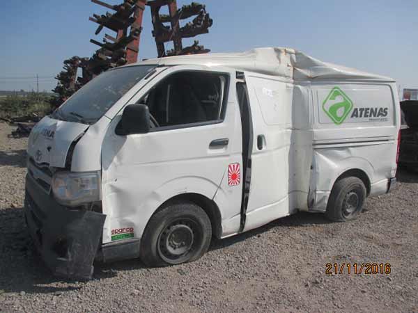  Toyota HIACE 2013   EN DESARME