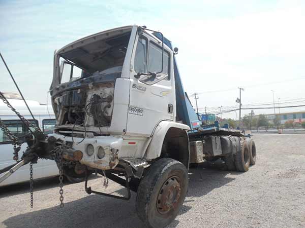 Portalón Mercedes-Benz 2428  USADO