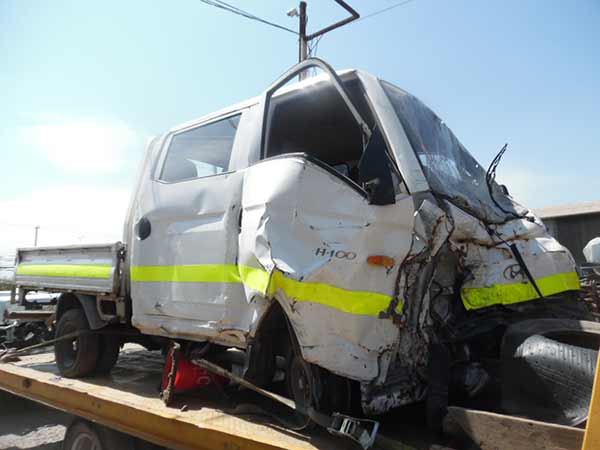 TAPA MALETA Hyundai PORTER 2015  USADO EN DESARME