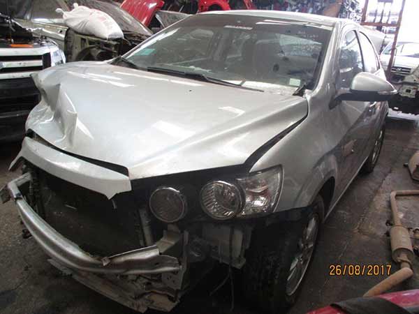 TAPA MALETA Chevrolet SONIC 2014  USADO EN DESARME