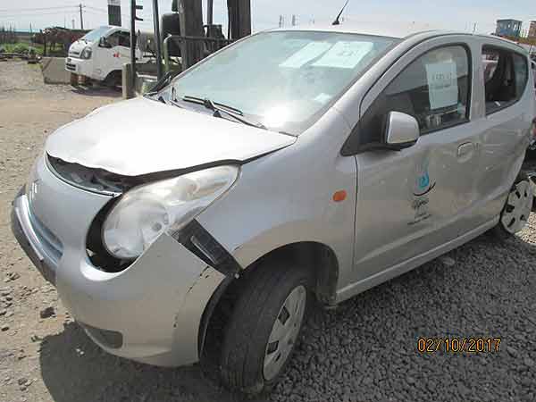 TAPA MALETA Suzuki CELERIO 2010  USADO EN DESARME