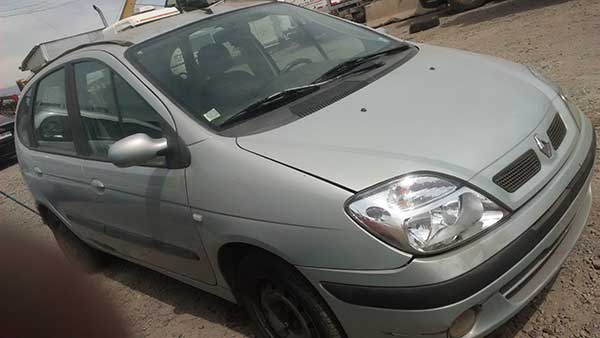 CAJA DE DIRECCIóN Renault SCENIC 2002  USADO EN DESARME