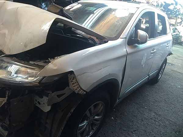 LLANTA Mitsubishi OUTLANDER 2017  USADO EN DESARME