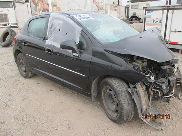 FOCO Peugeot 207 2012  USADO EN DESARME