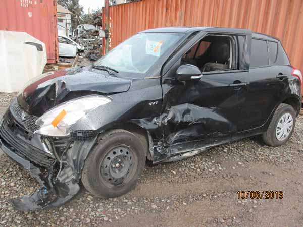 PORTALóN Suzuki SWIFT 2015  USADO EN DESARME