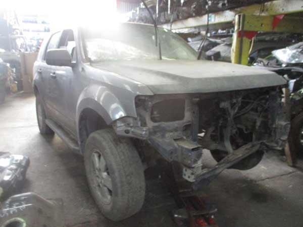 TAPA MALETA Ford ESCAPE 2008  USADO EN DESARME