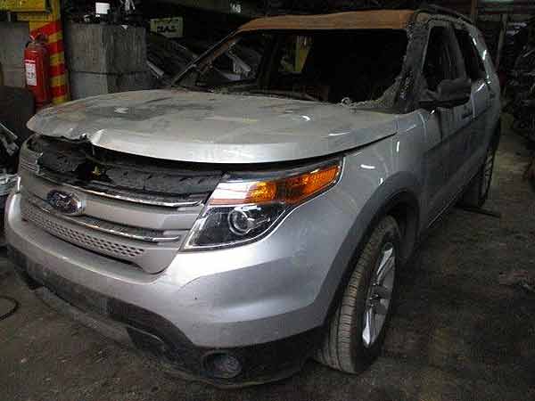 TAPA MALETA Ford EXPLORER 2015  USADO EN DESARME