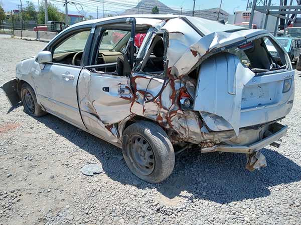 PORTALóN Suzuki AERIO 2006  USADO EN DESARME