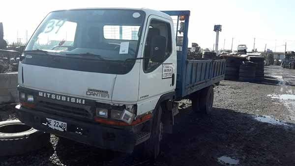 Capot Mitsubishi CANTER  USADO