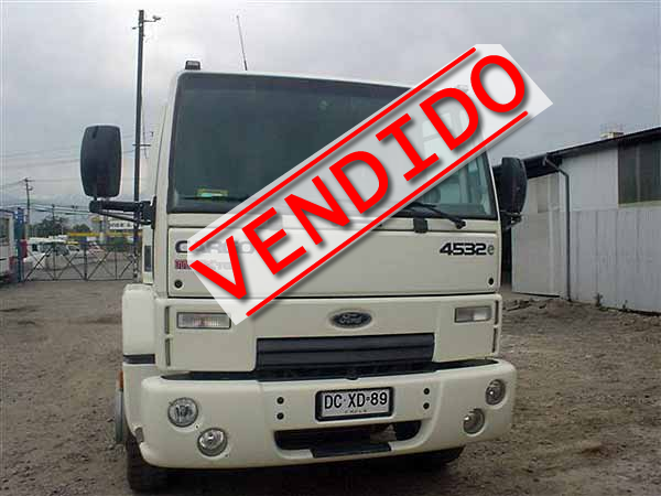 Ford Cargo 4532L 2011 - 